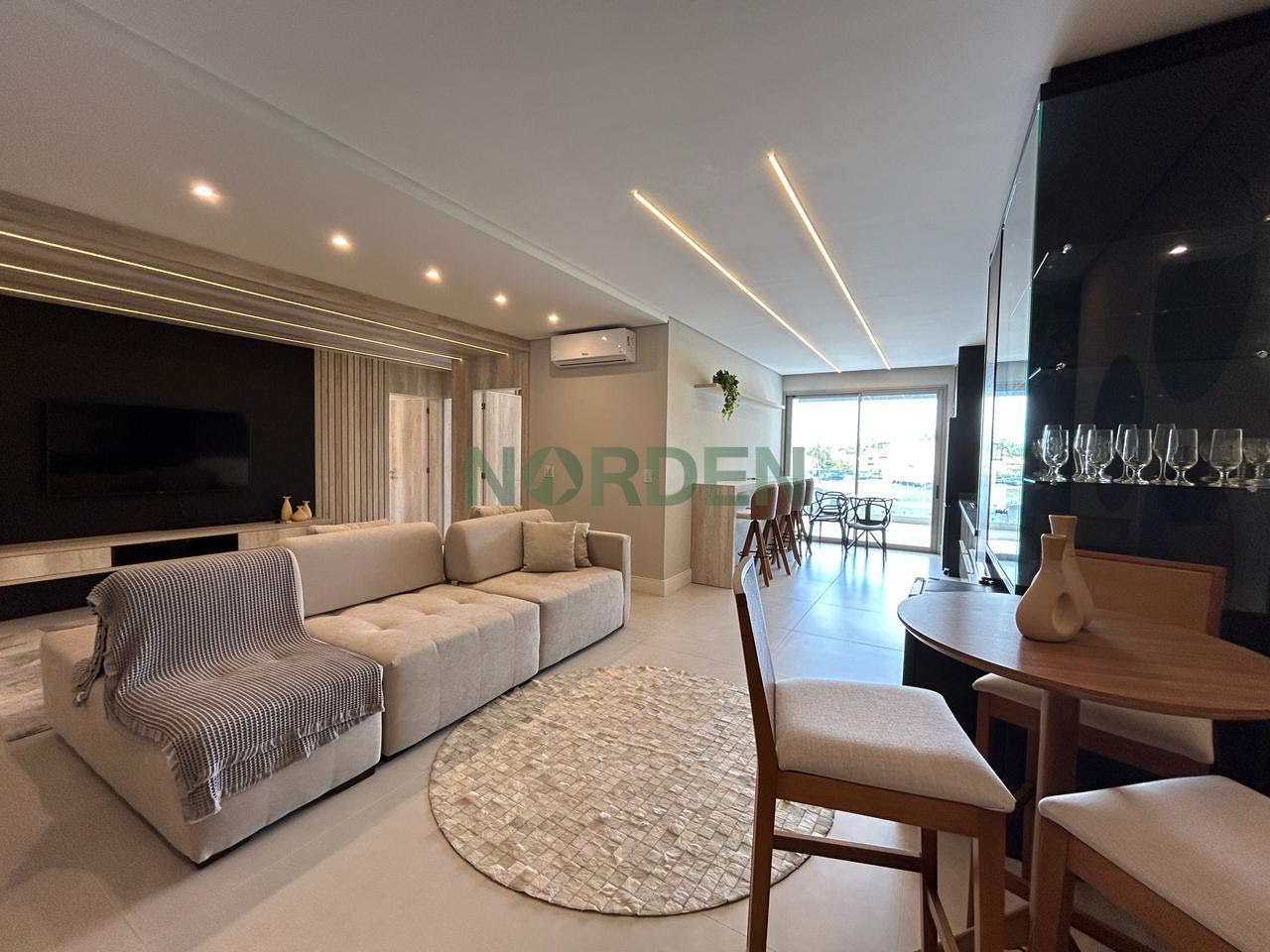 Apartamento de 125.82 m² com 3 quartos no Residencial Yacht Club, Jurerê