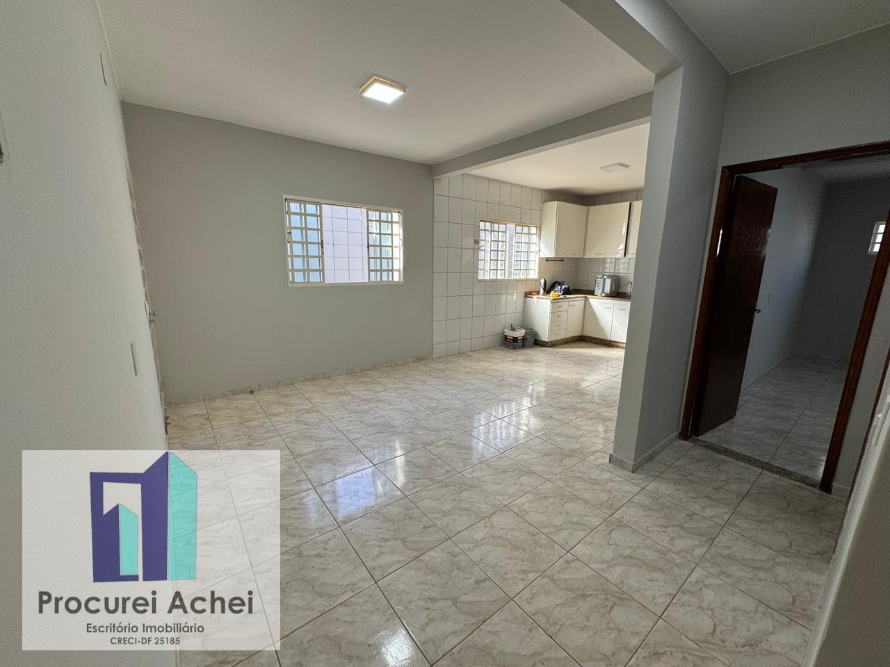 Casa à venda com 3 quartos, 1 suíte, 3 vagas e 200m² no Setor Residencial Leste (planaltina), Brasília (DF) — foto 6 de 14