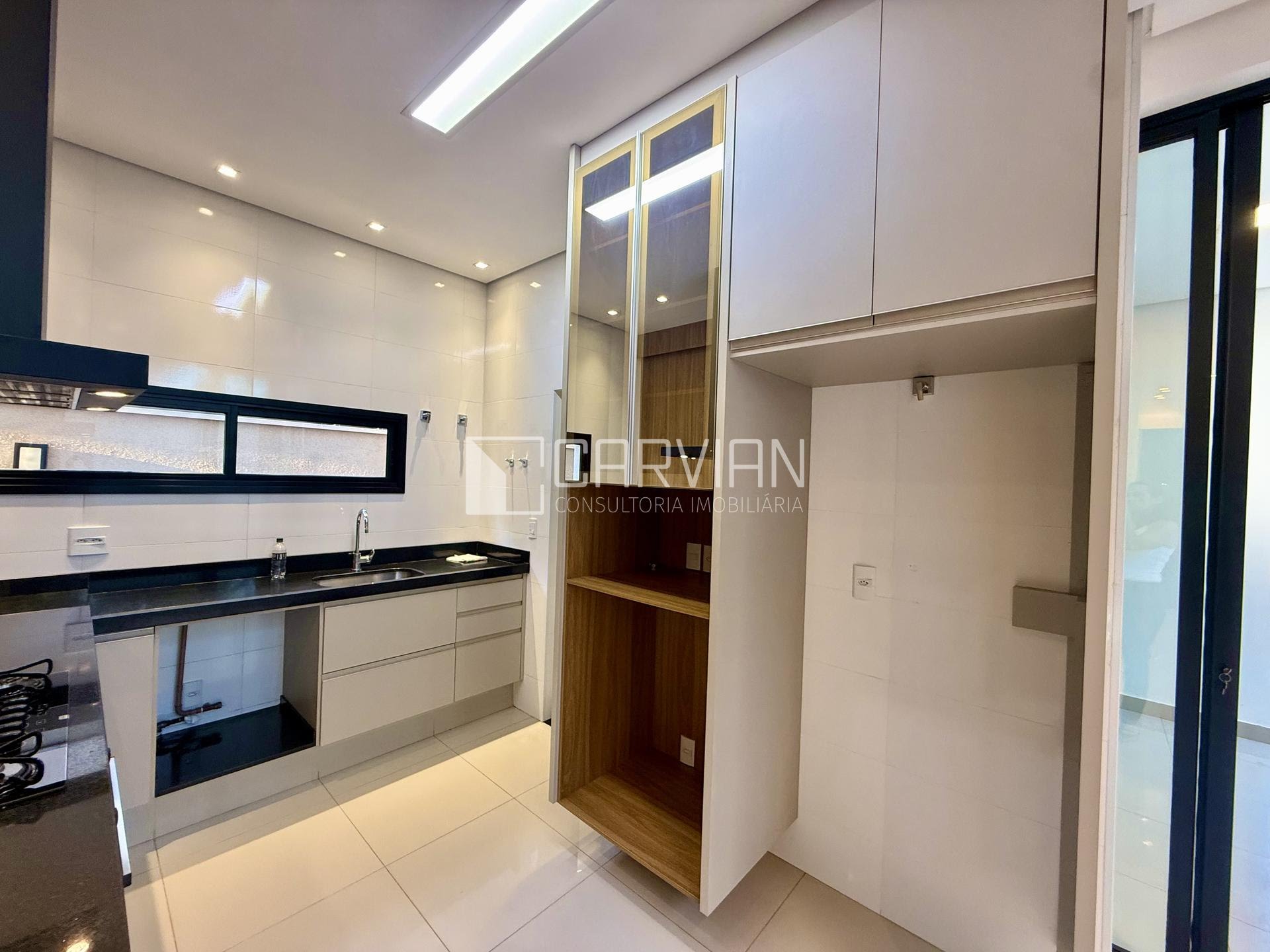 Casa à venda com 3 quartos, 3 suítes, 5 vagas e 267m² no Bonfim Paulista, Ribeirão Preto (SP) — foto 11 de 30