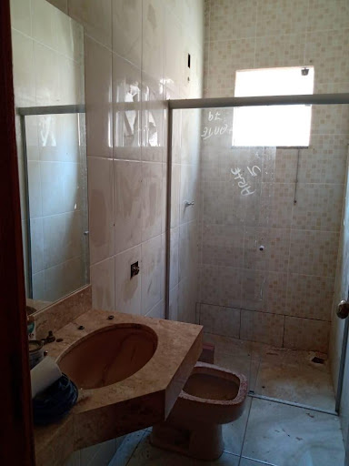 Casa à venda no bairro Jardim Brasília em Uberlândia. ﻿