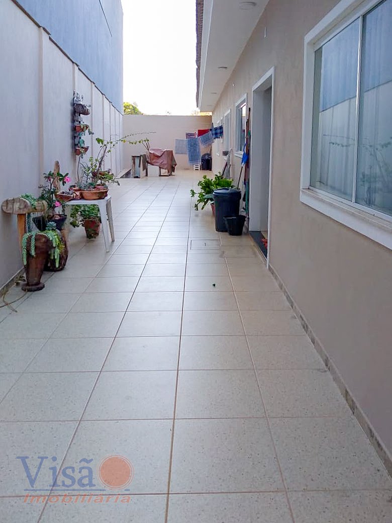 Casa à venda com 3 quartos, 1 suíte, 1 vaga e 250m² no Alto do Corrego, Paracatu (MG) — foto 8 de 30