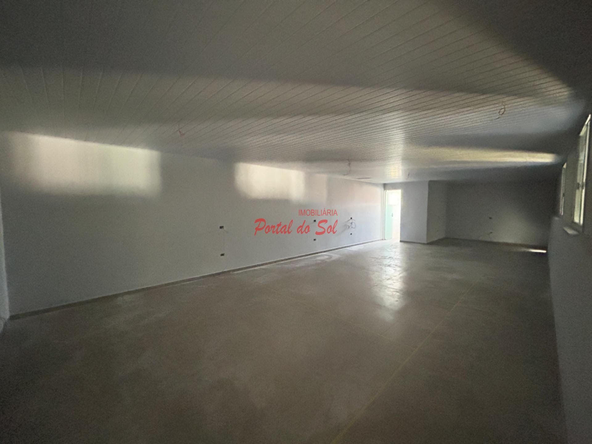 Comercial para alugar com 3 banheiros e 413m² no Jardim Santos Dumont, Santo Antônio da Platina (PR) — foto 8 de 10