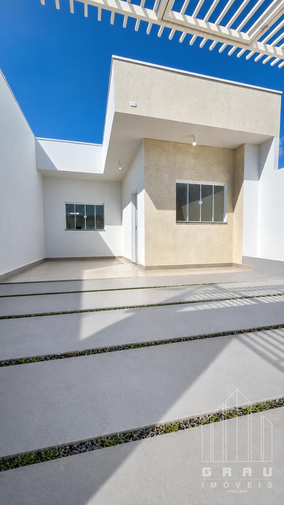 Casa no Loteamento Dona Brida  -  Foz do Iguaçu