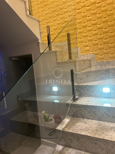 Escadas - Casa Vargem Pequena - Trinità Imobiliária