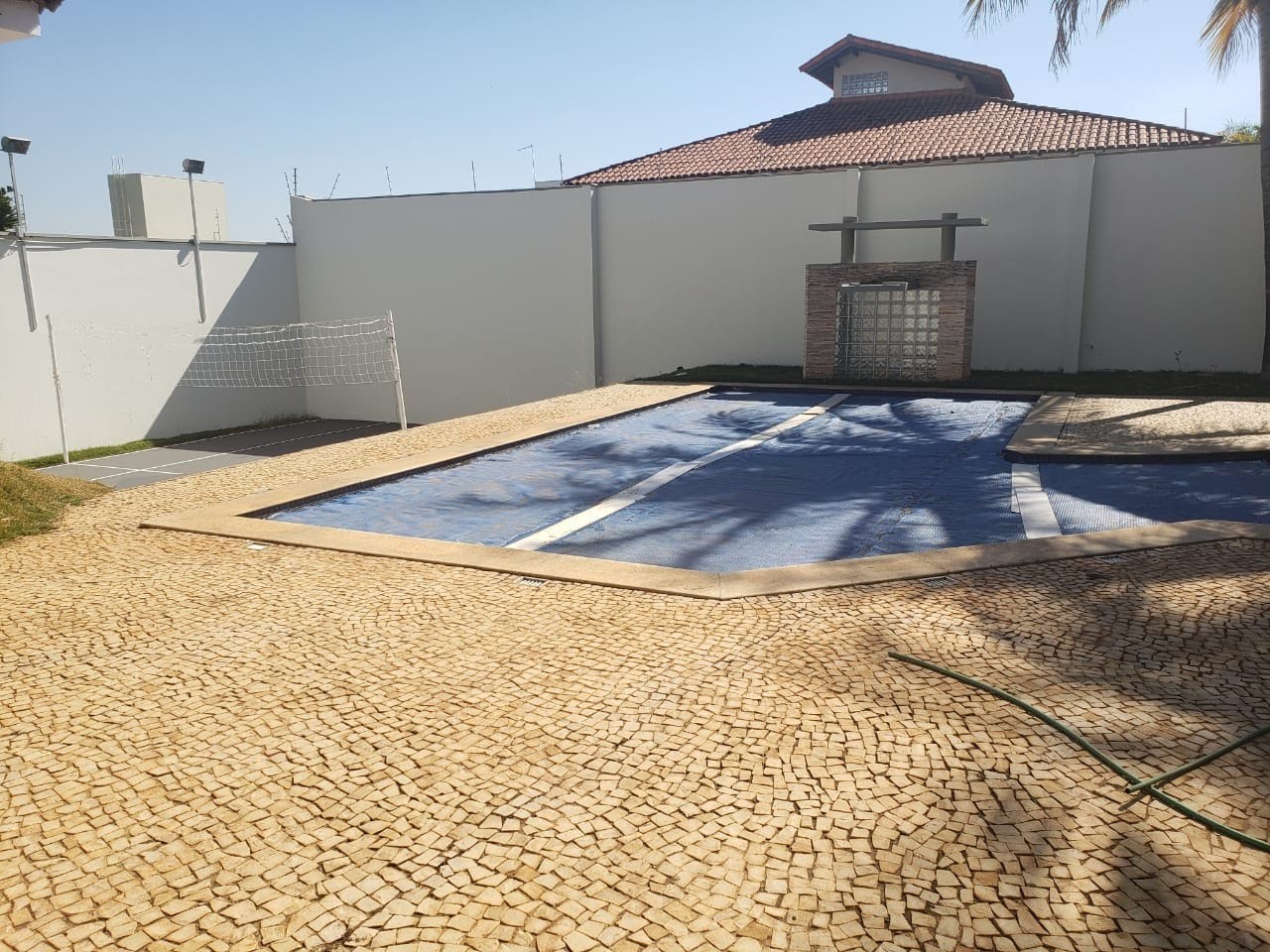 sobrado-a-venda-4-quartos-4-suites-5-vagas-morada-