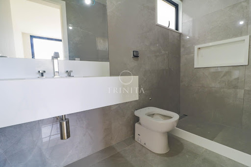 Banheiro - Rio Mar - Trinità