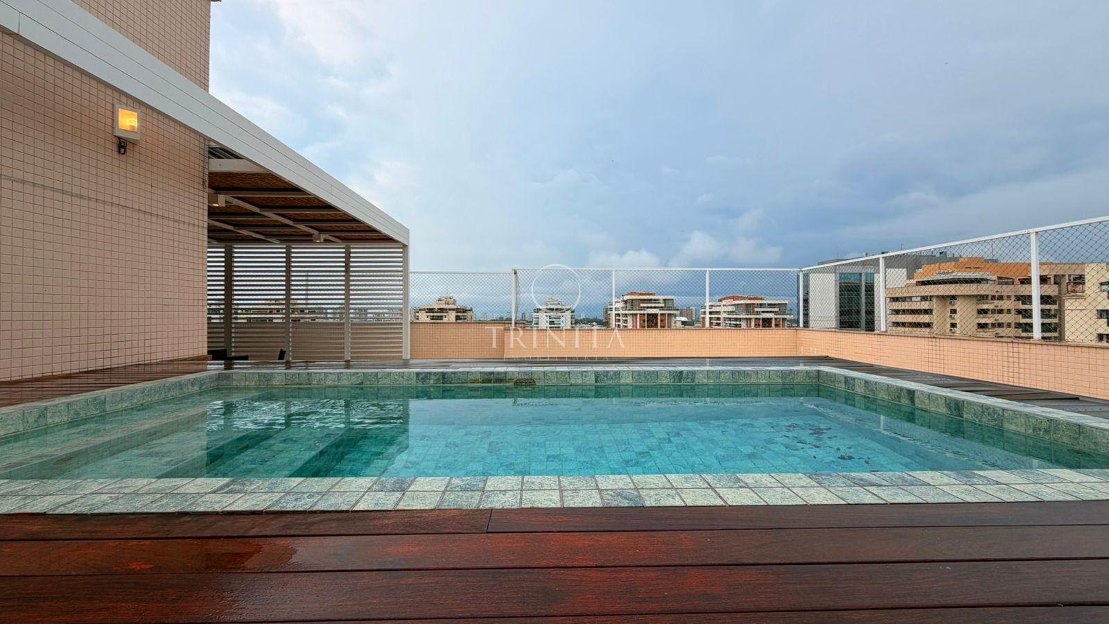 piscina-trinitaimobiliaria-360onthepark