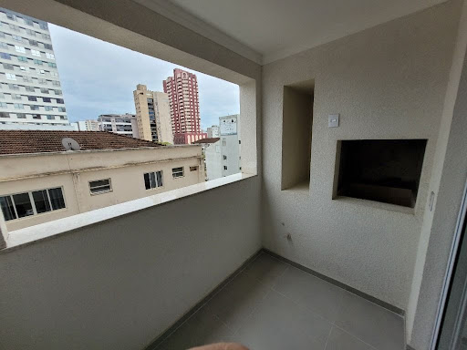 Churrasqueira e sacada