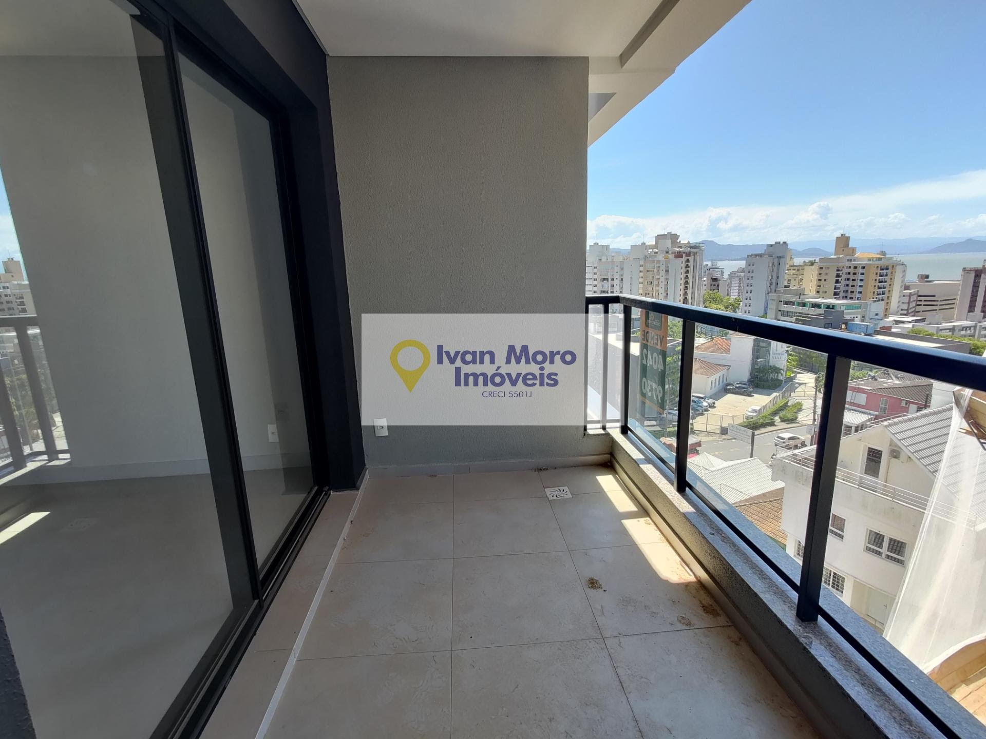 Apartamento à venda com 3 quartos, 3 suítes, 2 vagas e 110m² no Centro, Florianópolis (SC) — foto 12 de 30