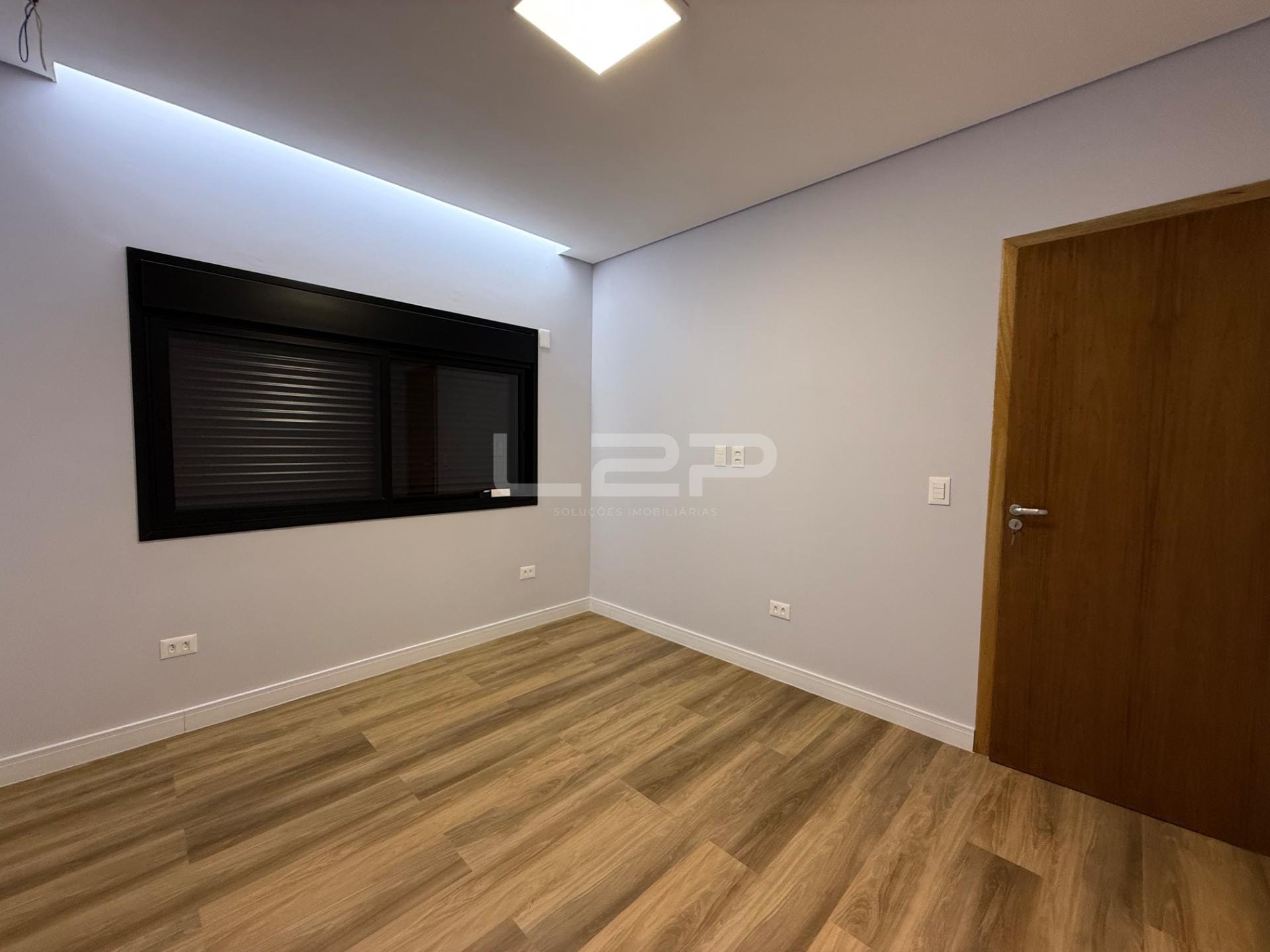 Casa à venda com 4 quartos, 3 suítes, 4 vagas e 253m² no Do Pinherinho, Itupeva (SP) — foto 15 de 30