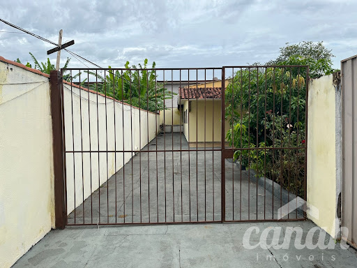 Casa de 3 dormitórios na Vila Tiberio  -  Ribeirão Preto