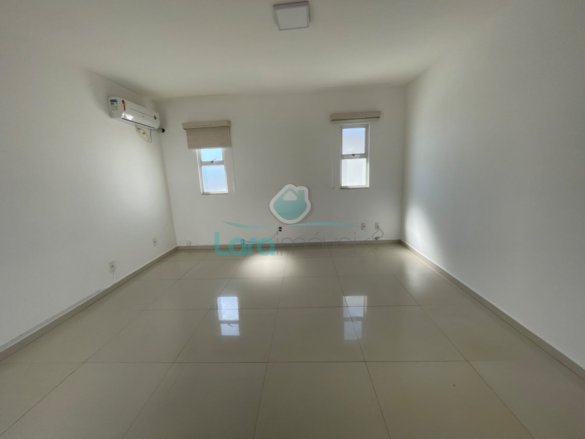 Casa à venda com 3 quartos, 3 suítes, 4 vagas e 182m² no Vale dos Cristais, Macaé (RJ) — foto 26 de 29