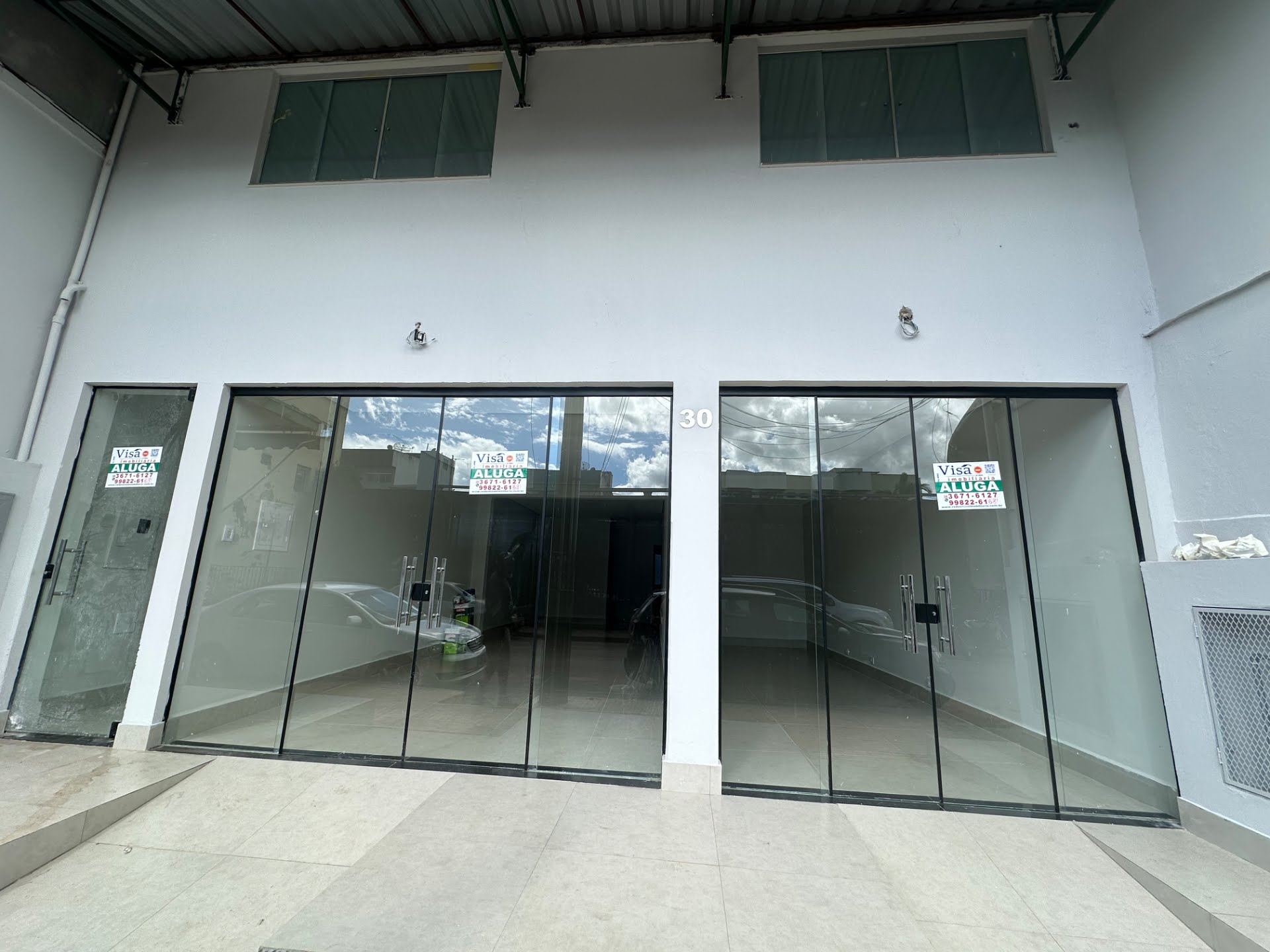 Comercial para alugar com 3 banheiros no Centro, Paracatu (MG) — foto 2 de 12