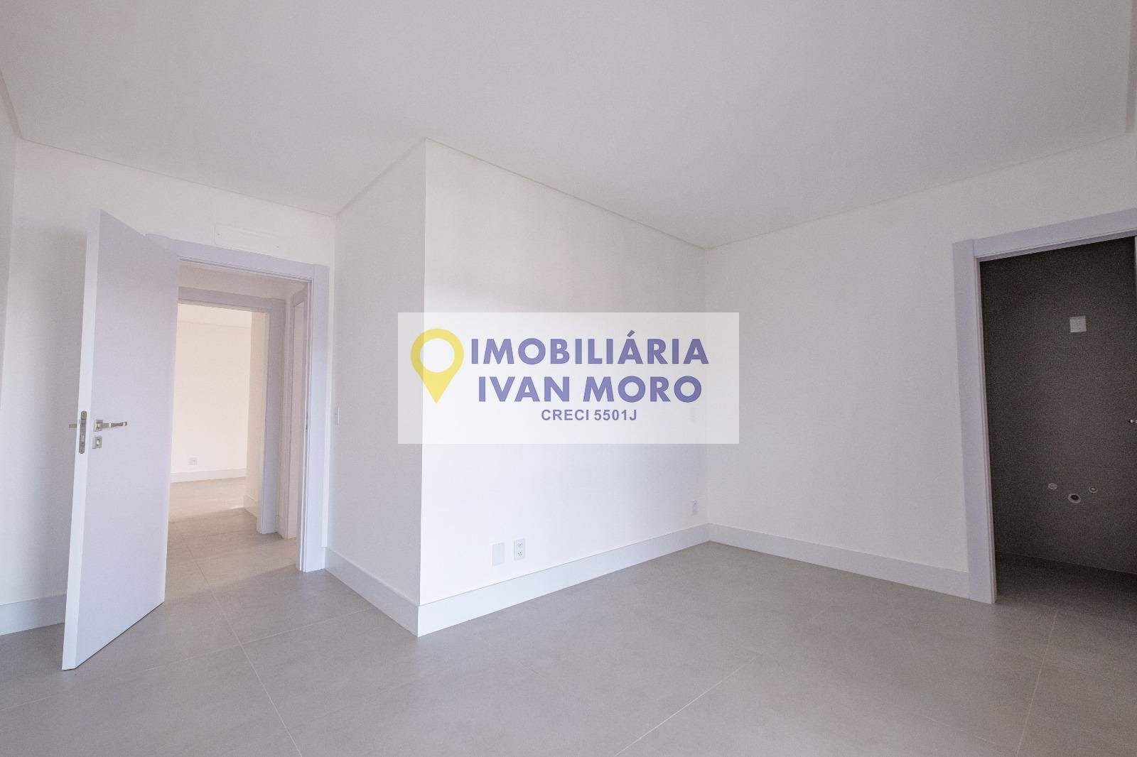 Apartamento à venda com 3 quartos, 3 suítes, 3 vagas e 162m² no João Paulo, Florianópolis (SC) — foto 17 de 30