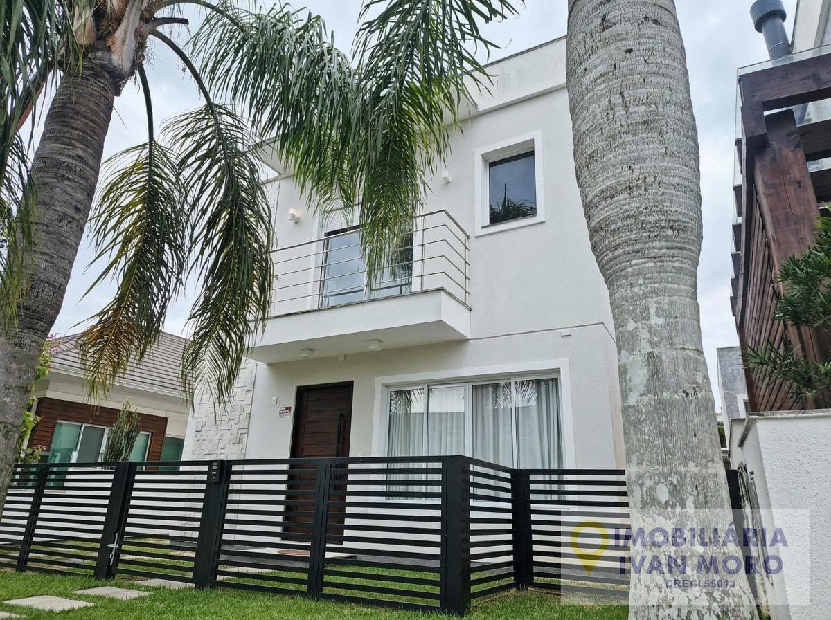 Casa à venda com 3 quartos, 4 banheiros, 2 vagas e 126m² no Cachoeira do Bom Jesus, Florianópolis — foto principal