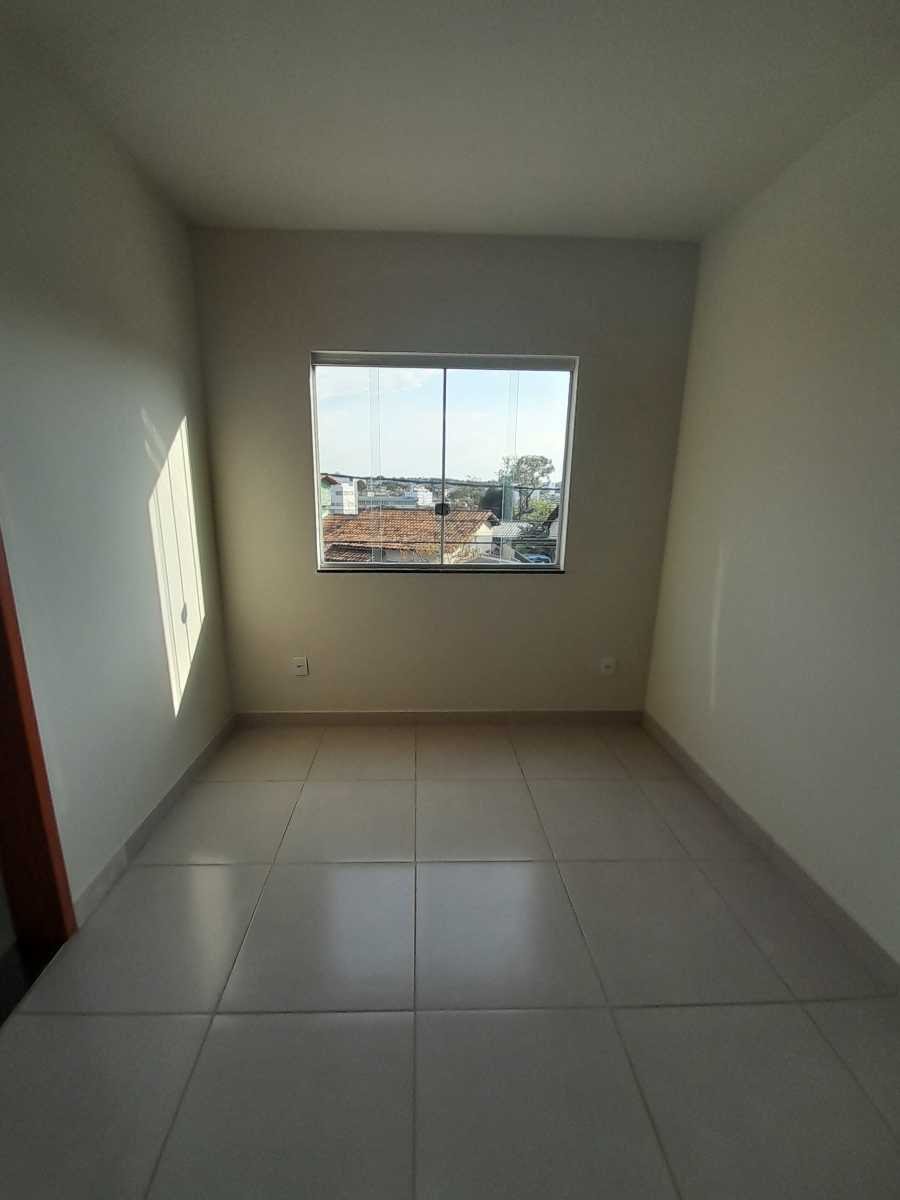 Casa à venda com 3 quartos, 1 suíte, 2 vagas e 110m² no Sao Joao Batista (venda Nova), Belo Horizonte (MG) — foto 8 de 23