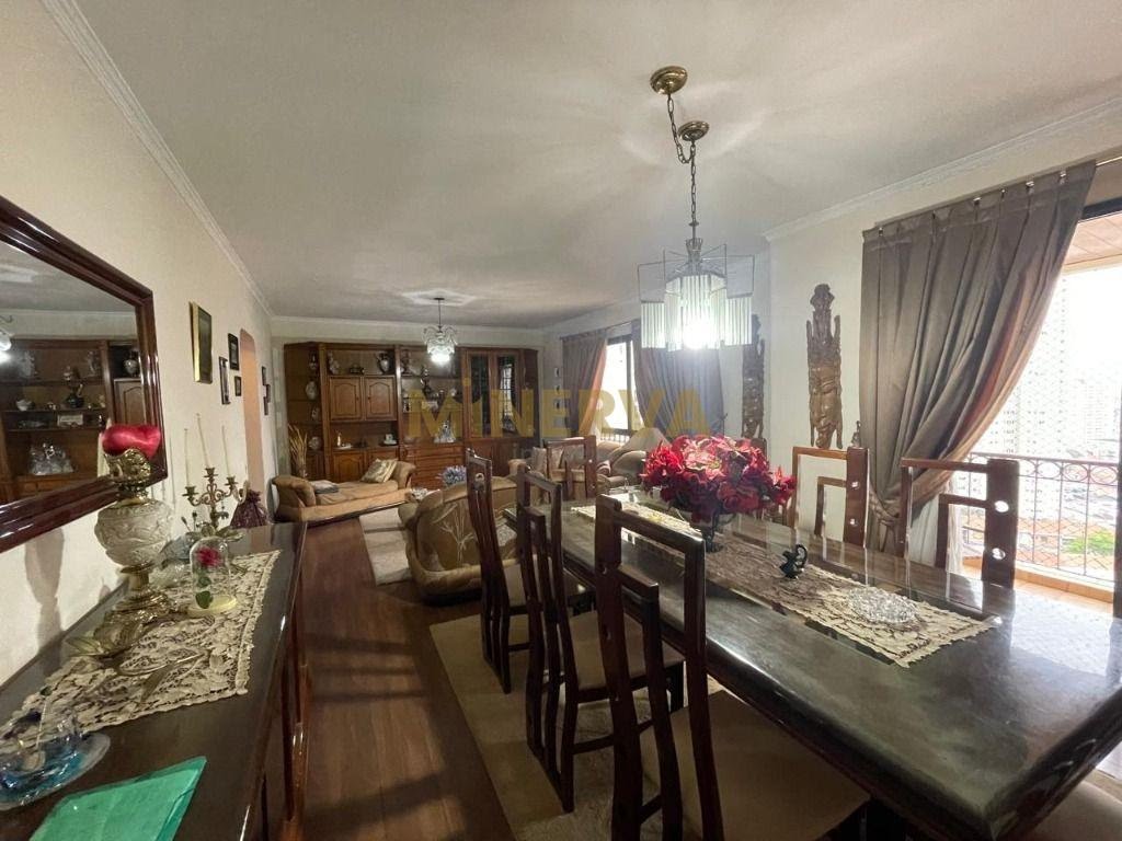Apartamento para alugar com 4 quartos, 5 banheiros, 3 vagas e 156m² no Vila Gomes Cardim, São Paulo — foto principal
