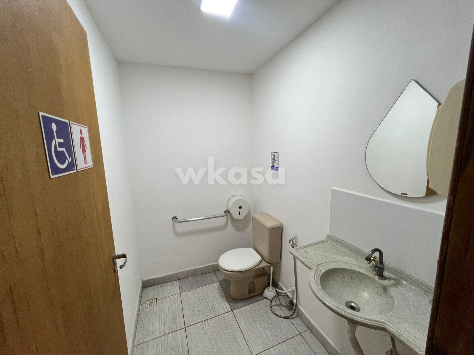 Comercial à venda com 6 banheiros, 1 vaga e 600m² no Parque Residencial Laranjeiras, Serra (ES) — foto 29 de 30