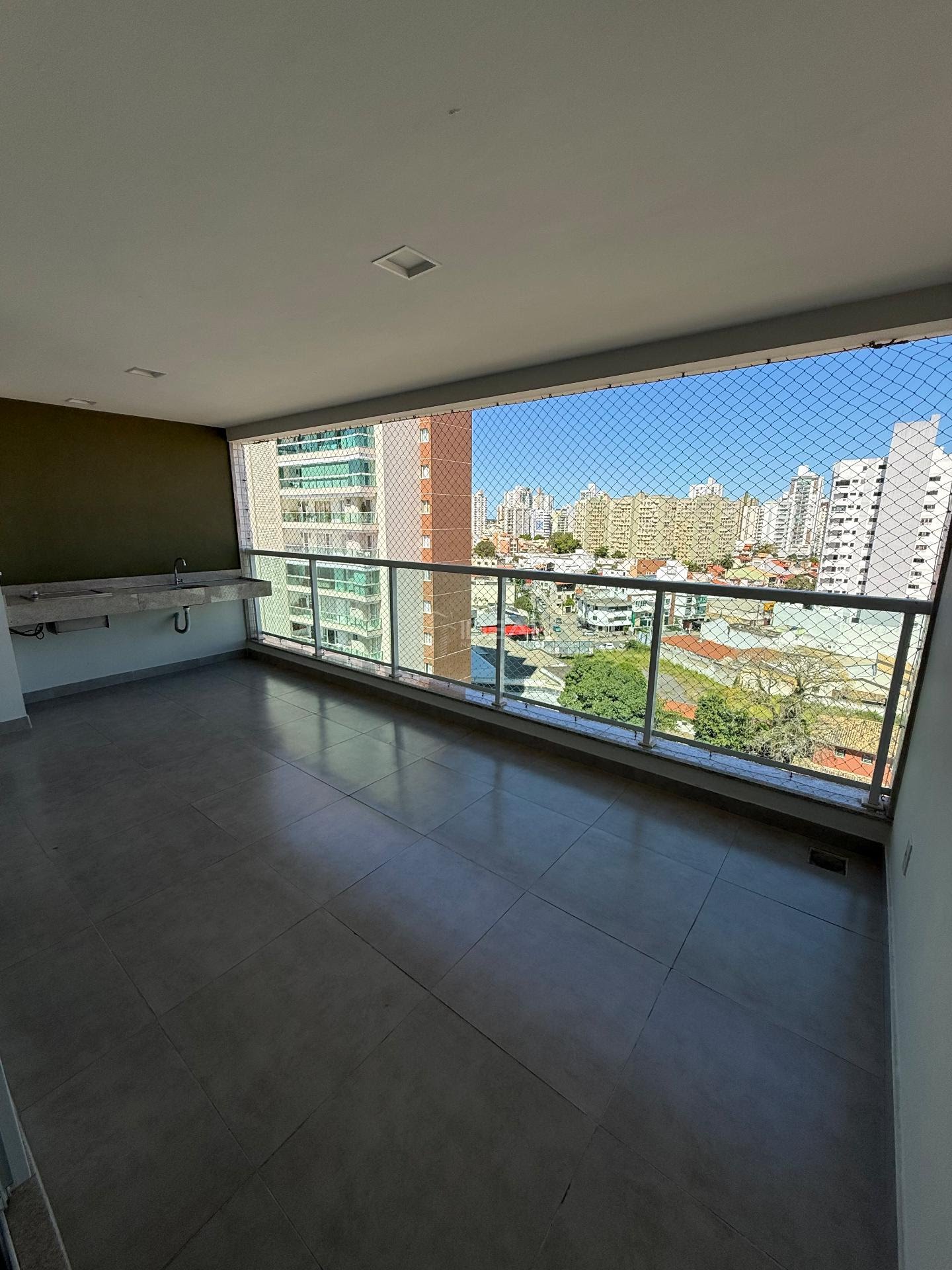 Apartamento à venda com 3 quartos, 3 suítes, 2 vagas e 136m² no Parque Tamandaré, Campos dos Goytacazes (RJ) — foto 9 de 30