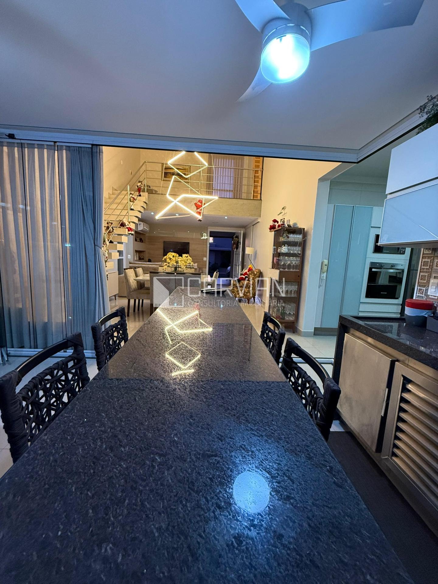 Casa à venda com 3 quartos, 3 suítes, 4 vagas e 307m² no Condomínio Guaporé, Ribeirão Preto (SP) — foto 16 de 30
