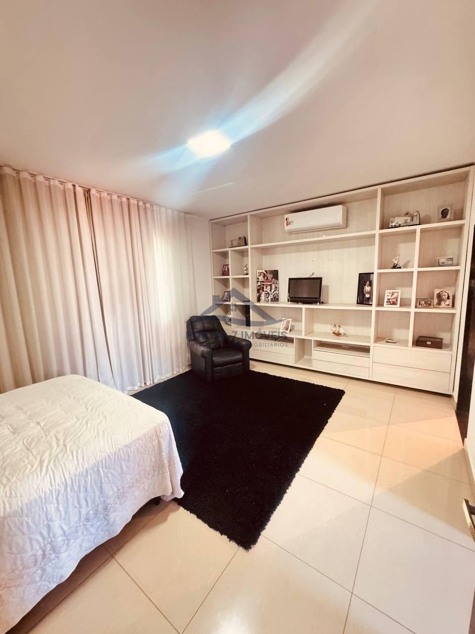 Casa à venda com 3 quartos, 2 suítes, 4 vagas e 360m² no Iporanga, Sete Lagoas (MG) — foto 25 de 27