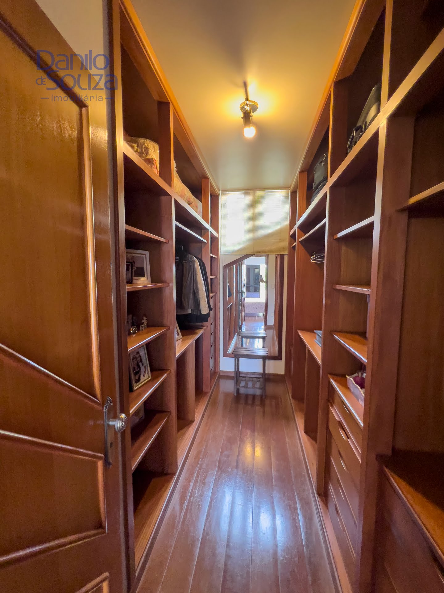Casa à venda com 4 quartos, 2 suítes, 4 vagas e 576m² no Centro, Araxá (MG) — foto 15 de 24
