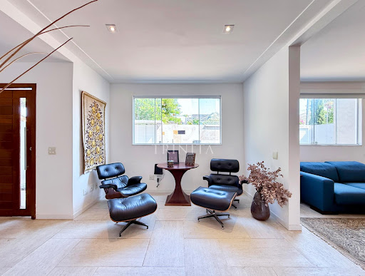 Sala da casa à venda no condomínio Rio Mar
