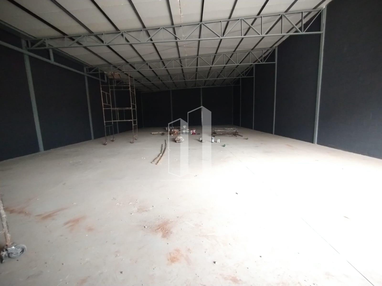 Comercial para alugar com 2 banheiros e 387m² no Parque Itatiaia, Aparecida de Goiânia (GO) — foto 2 de 8