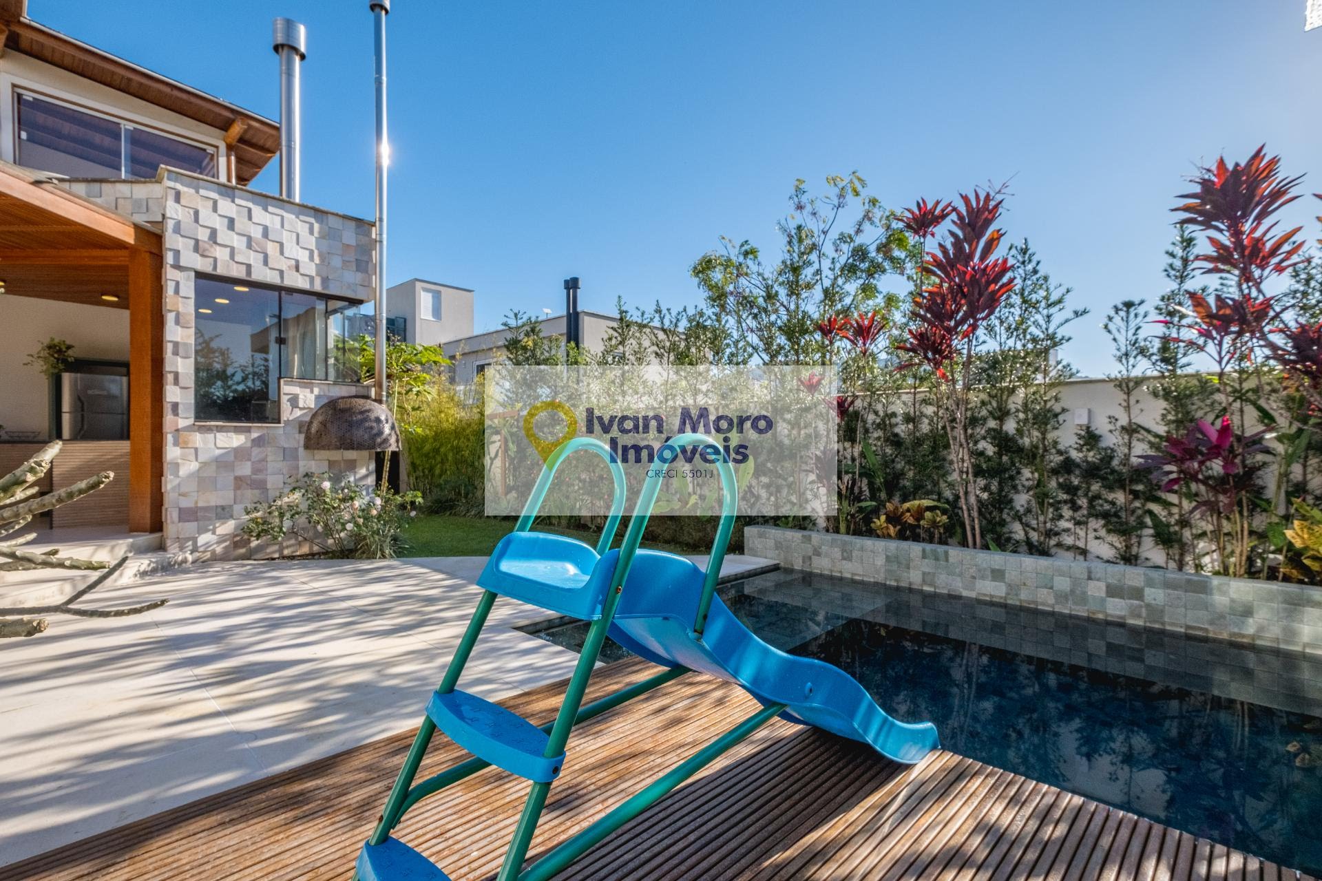 Casa à venda com 4 quartos, 2 suítes, 3 vagas e 450m² no Rio Tavares, Florianópolis (SC) — foto 23 de 23