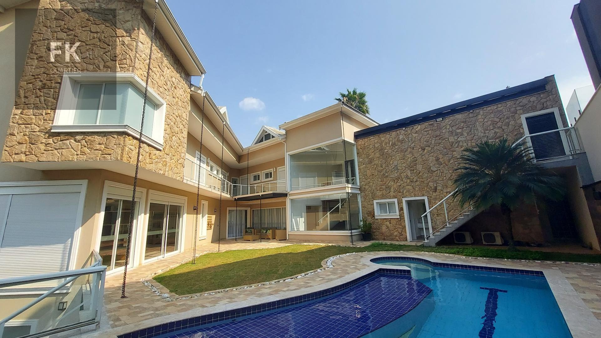 Casa à venda com 5 quartos, 5 suítes, 4 vagas e 985m² no Alphaville, Barueri (SP) — foto 2 de 30