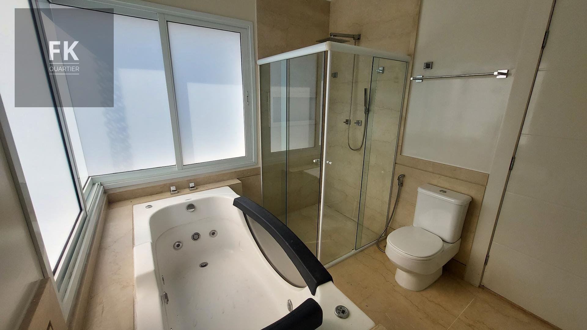 Casa à venda com 5 quartos, 5 suítes, 4 vagas e 985m² no Alphaville, Barueri (SP) — foto 20 de 30