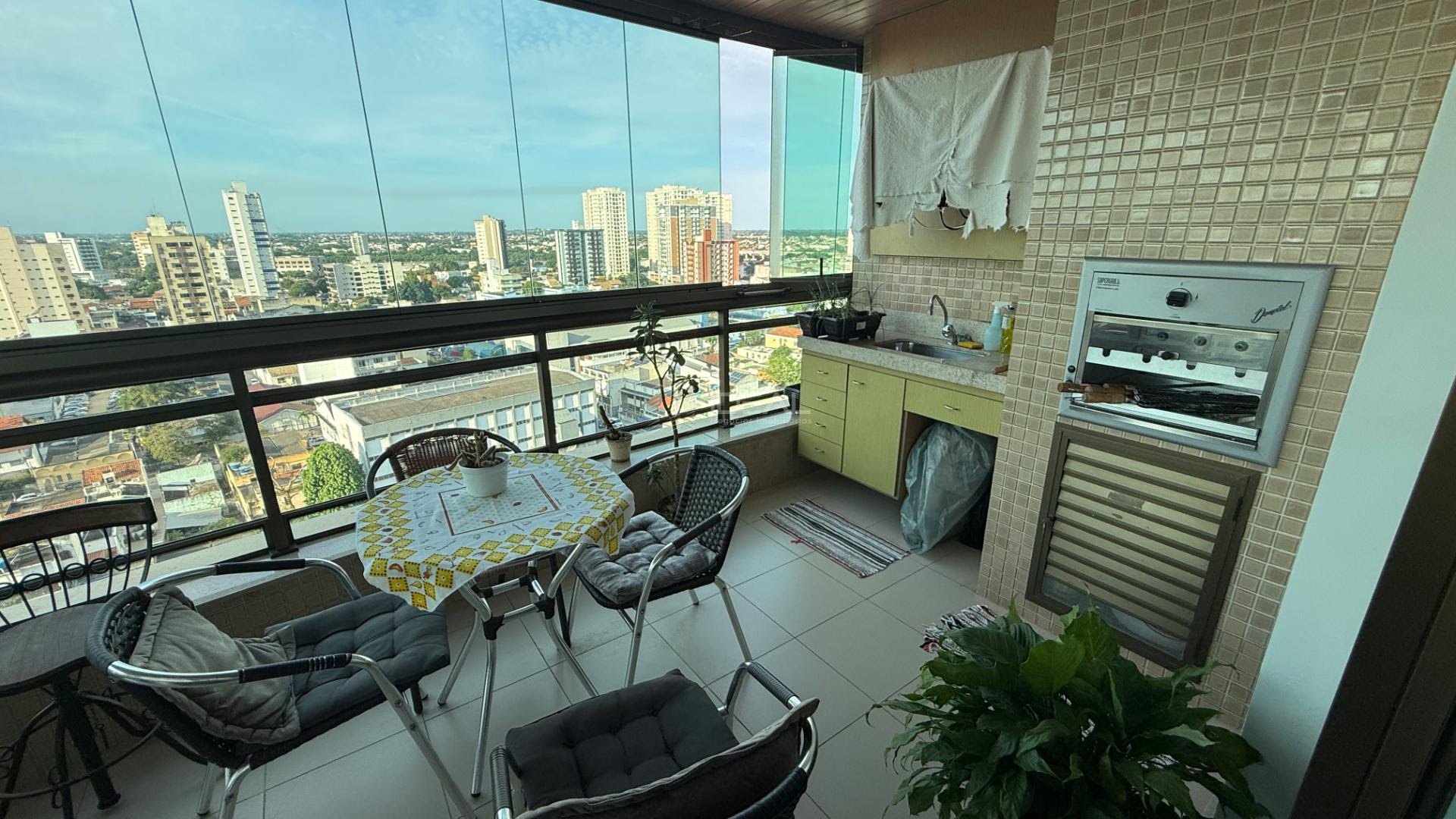 Apartamento à venda com 4 quartos, 2 suítes, 3 vagas e 180m² no Parque Avenida Pelinca, Campos dos Goytacazes (RJ) — foto 12 de 30