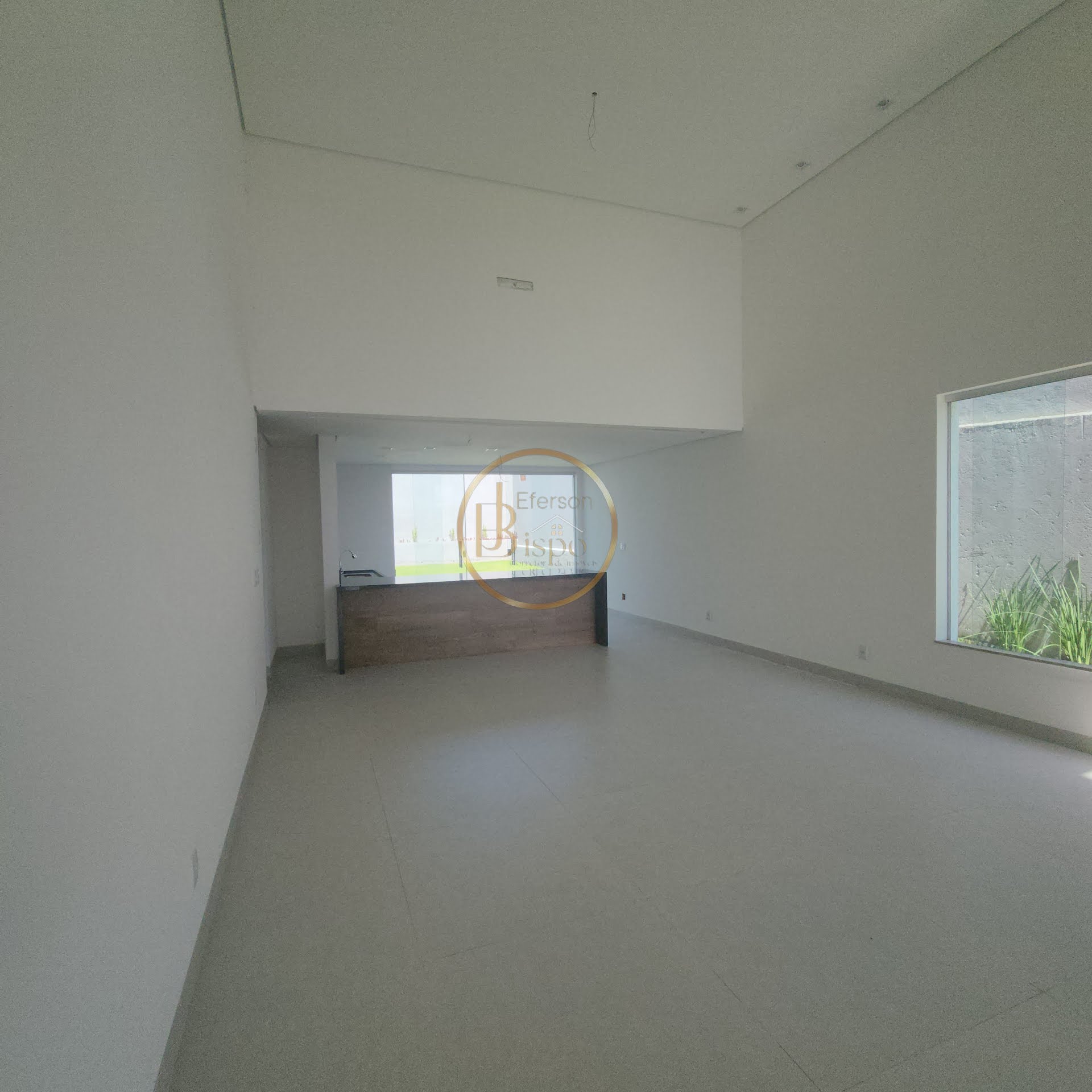 Casa à venda com 3 quartos, 1 suíte, 2 vagas e 150m² no Village 2, Porto Seguro (BA) — foto 3 de 13