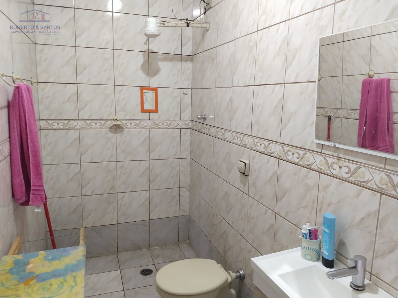 Banheiro da casa da frente