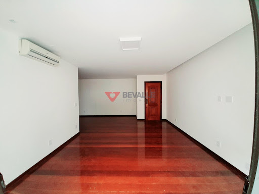 Apartamento de Alto Padrão, Lagoa: 3 Quartos, R$2.300.000