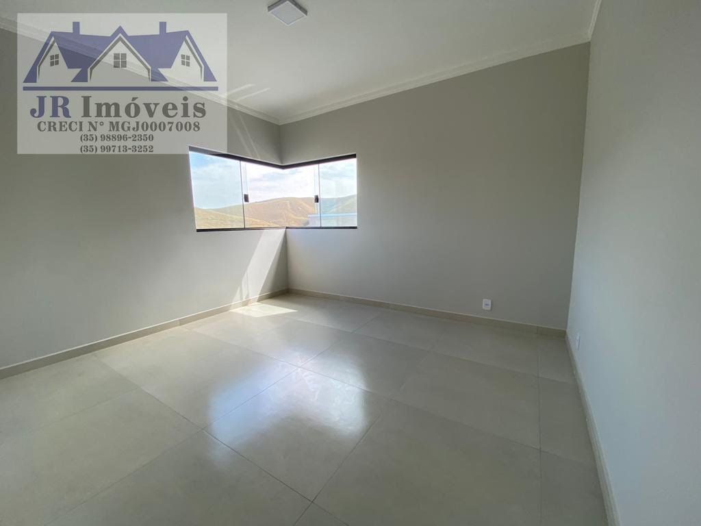 Casa à venda com 2 quartos, 1 suíte e 262m² no Jardim Califórnia, Itajubá (MG) — foto 5 de 13