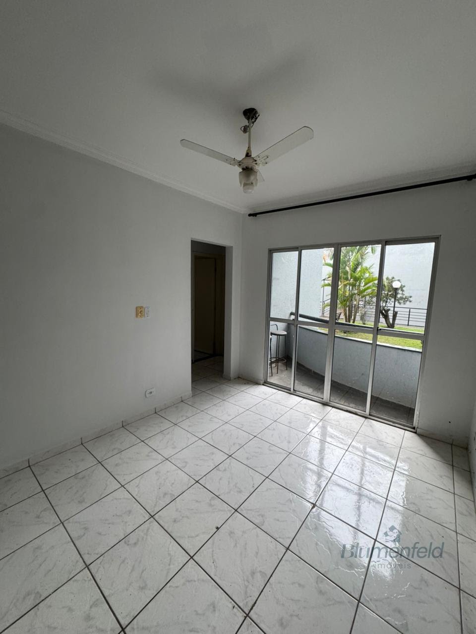 Apartamento para alugar com 2 quartos, 1 banheiro, 1 vaga e 45m² no Nova Arujá, Arujá — foto principal