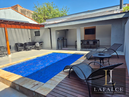 Casa em Jardim Kamel  -  Pirassununga