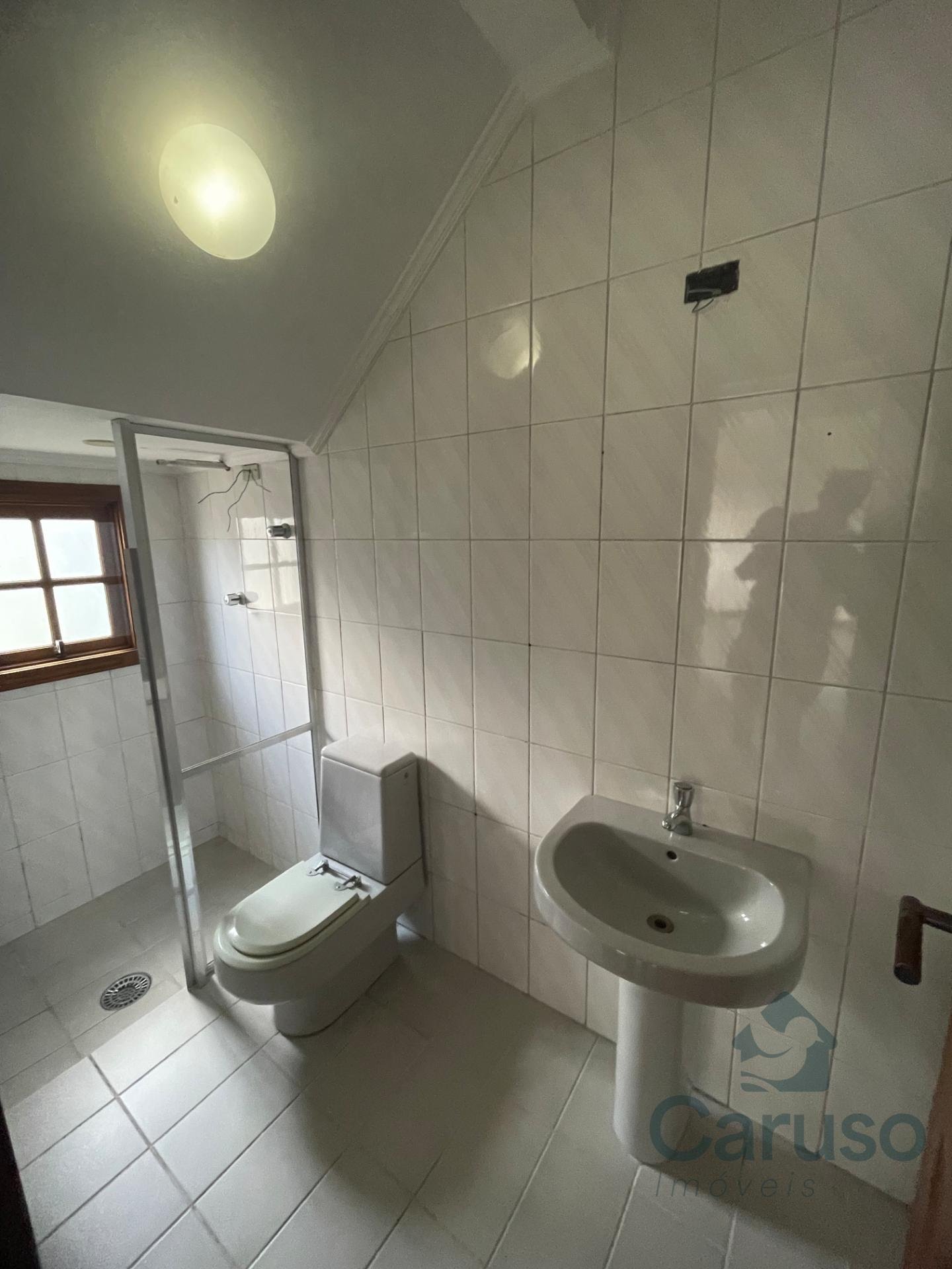 Casa à venda com 3 quartos, 1 suíte, 2 vagas e 267m² no Condomínio Arujazinho IV, Arujá (SP) — foto 22 de 29