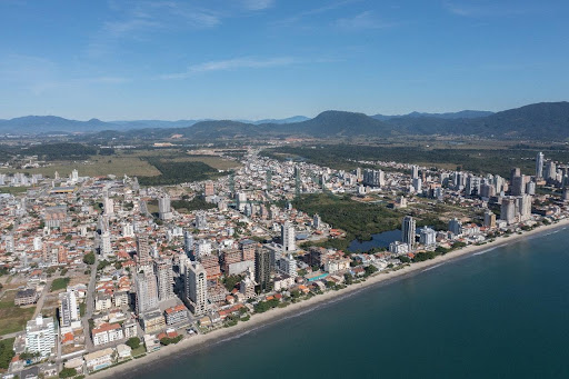 Lançamento em Perequê  -  Porto Belo