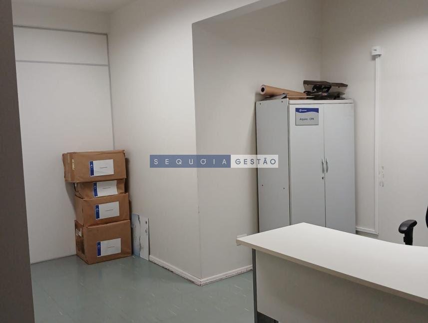 Comercial à venda com 32 banheiros, 11 vagas e 3327m² no Centro, Cascavel (PR) — foto 18 de 19