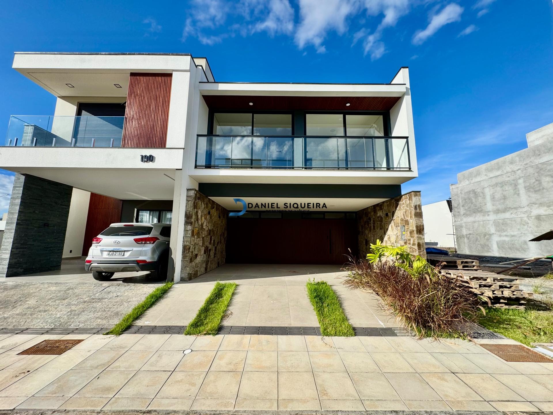 Casa à venda com 3 quartos, 1 suíte, 4 vagas e 216m² no Bairro Deltaville, Biguaçu (SC) — foto 3 de 29