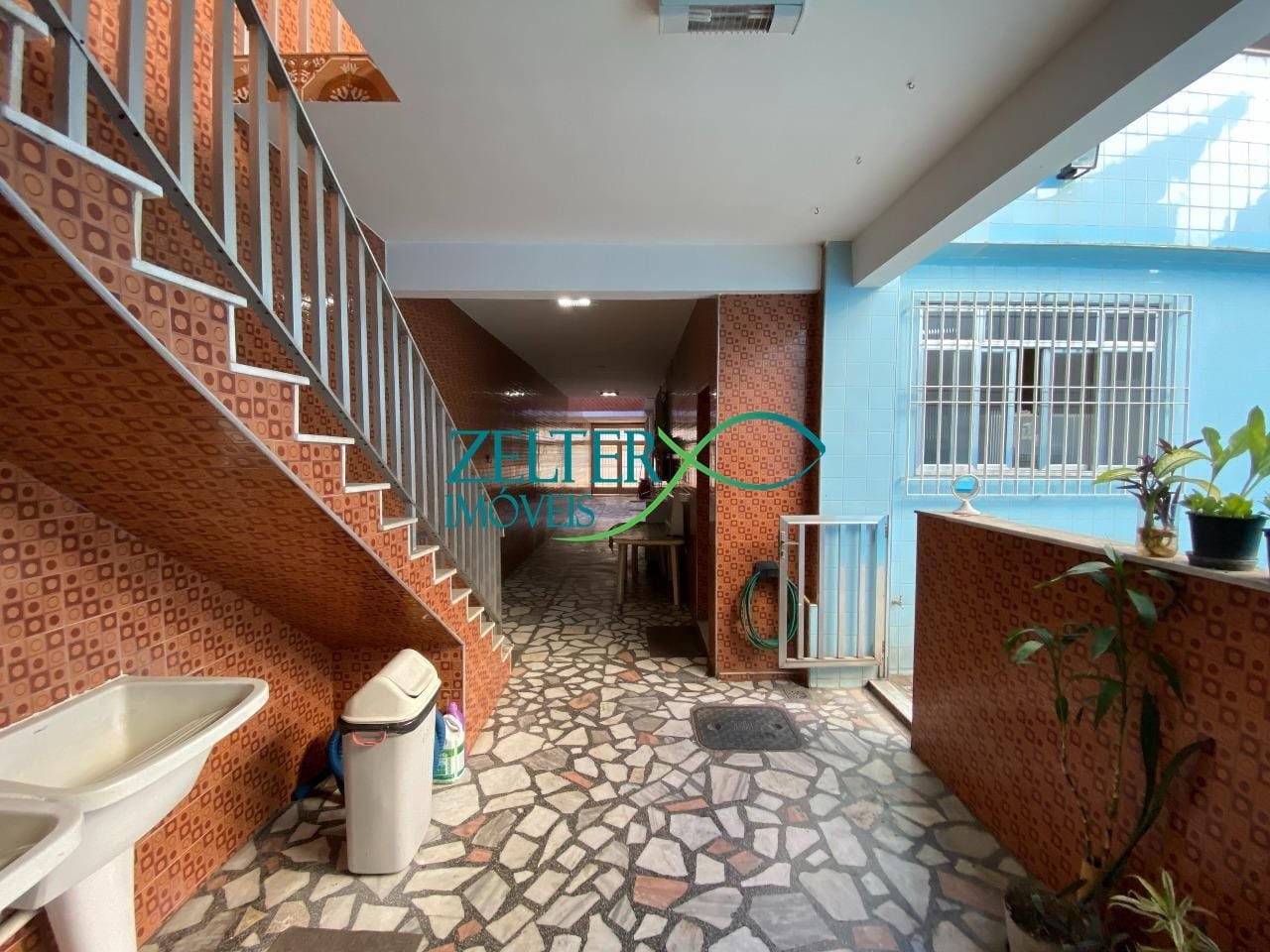 Casa à venda com 5 quartos, 3 suítes, 3 vagas e 433m² no Vila da Penha, Rio de Janeiro (RJ) — foto 17 de 29