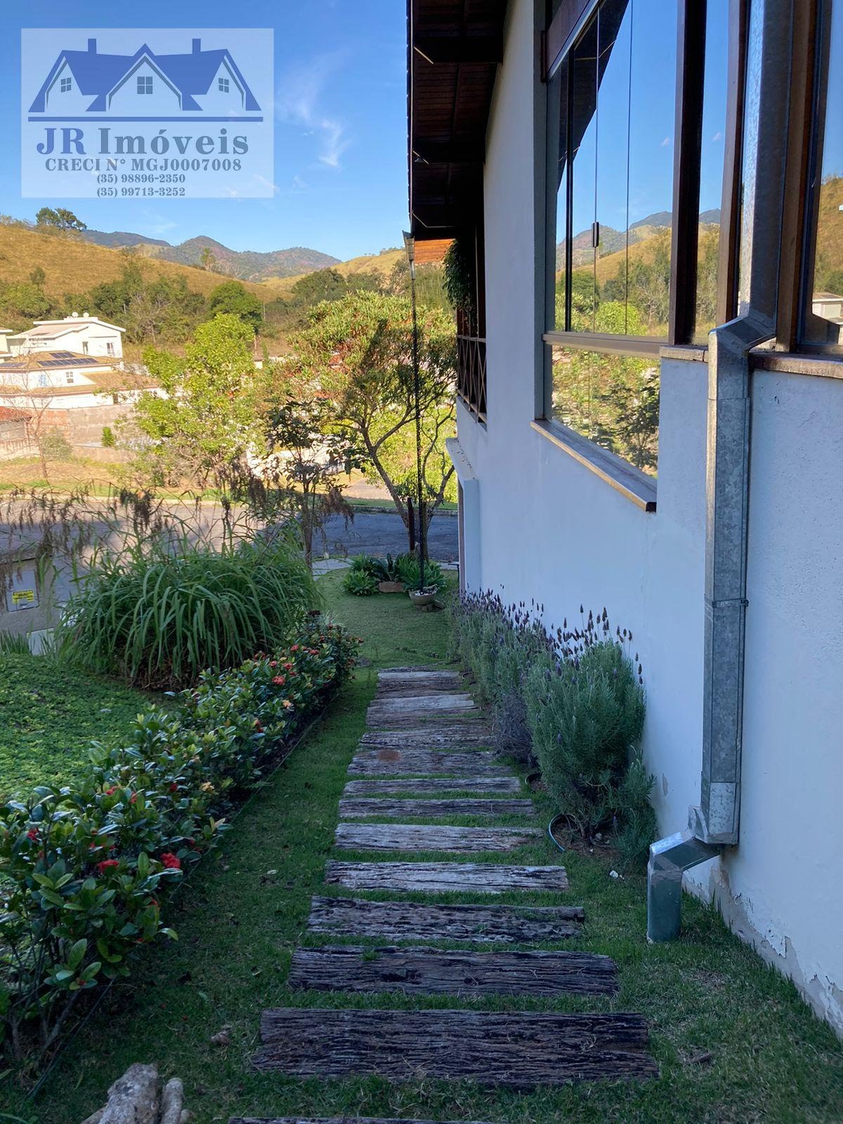 Casa à venda com 3 quartos, 1 suíte, 3 vagas e 310m² no Pinheirinho, Itajubá (MG) — foto 8 de 30