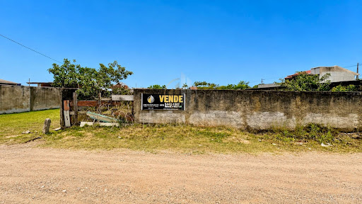 Terreno à Venda em Piçarras, Guaratuba por R$ 130 mil