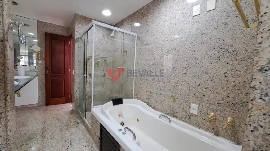 Casa à venda com 4 quartos, 3 suítes, 2 vagas e 458m² no Urca, Rio de Janeiro (RJ) — foto 24 de 30