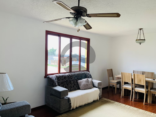 Apartamento em Areal - Pelotas com 2 dormitórios e 1 banheiro por R$180.000 - Venda e locação