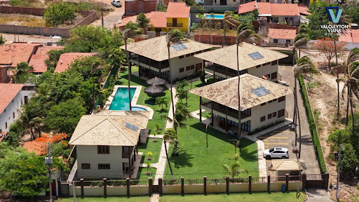 Casa à Venda em Barreiro-Trairi: 3 Suítes, 240m² por R$1.200.000