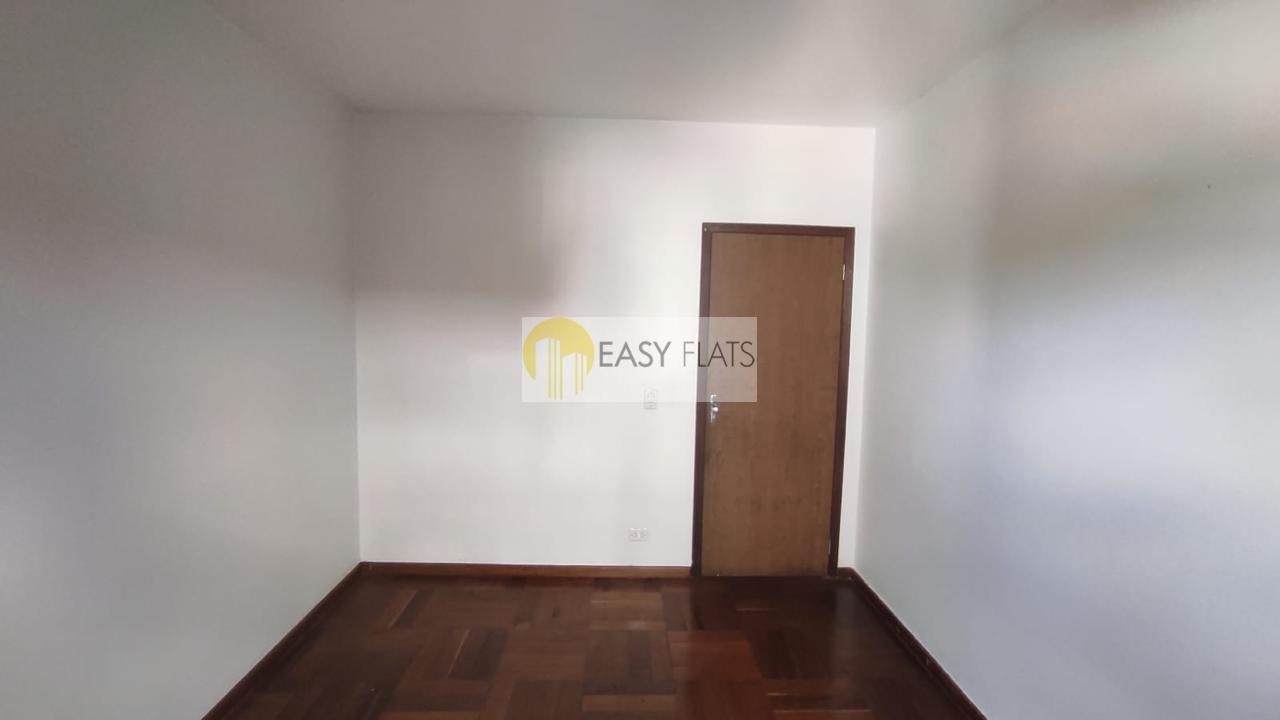 Casa à venda com 3 quartos, 1 suíte, 4 vagas e 250m² no Jardim Santa Terezinha, Taboão da Serra (SP) — foto 27 de 30