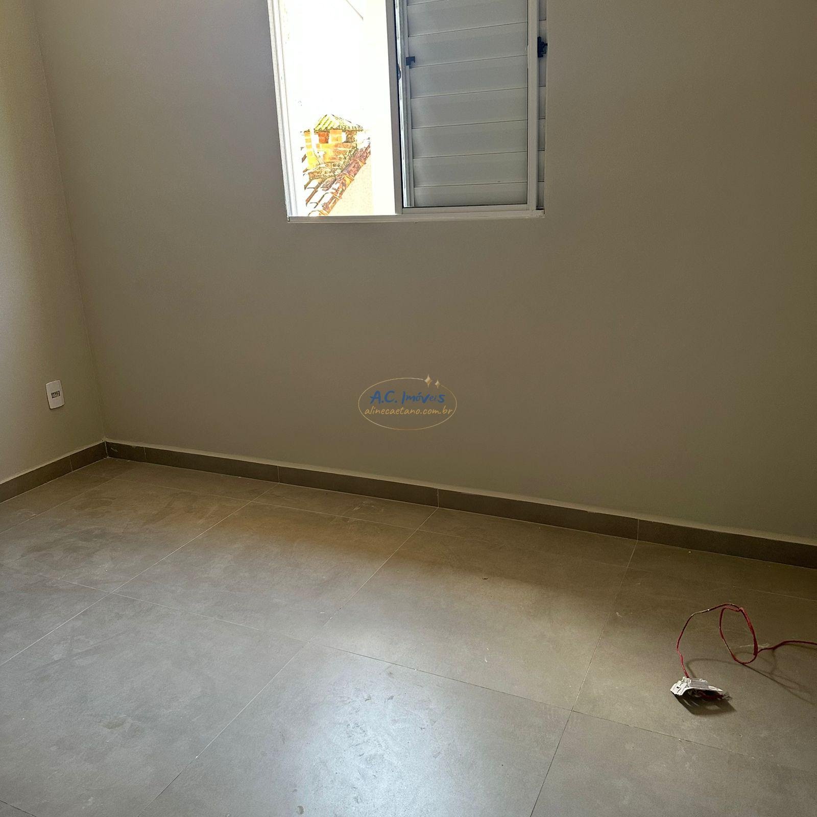Casa à venda com 2 quartos, 2 banheiros, 1 vaga e 61m² no Jardim Melvi, Praia Grande (SP) — foto 12 de 17